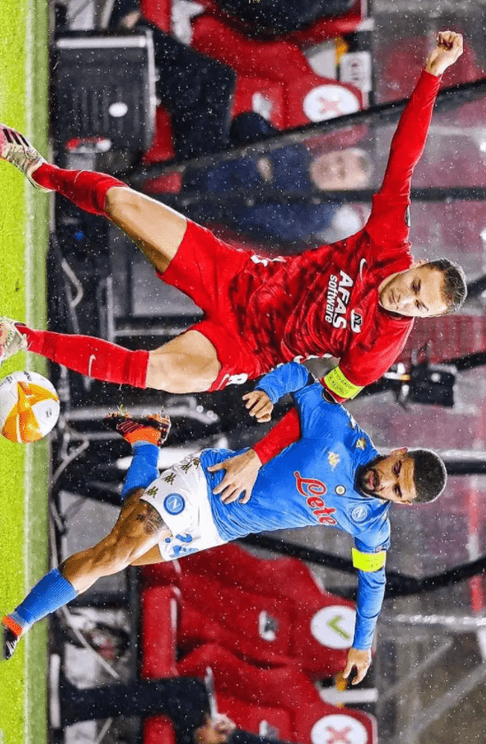 最终被迫接 最终被迫接